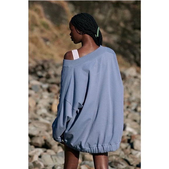 Free People Oversized Key Player Sweatshirt Size Small - Picture 2 of 11
